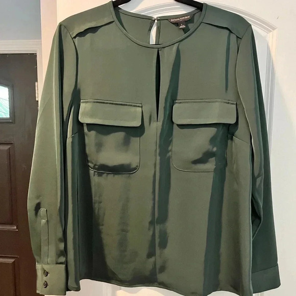 ~Banana Republic~ Blouse - Large - Picture 1 of 4